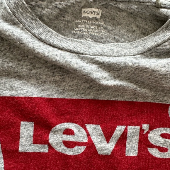 T-shirt - Picture 2 of 2